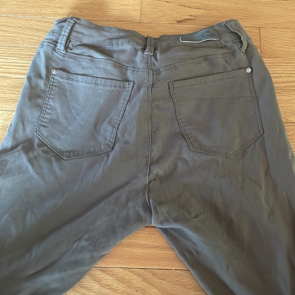 Greenish-Brown Royalty for me Jeggings - Picture 6 of 6